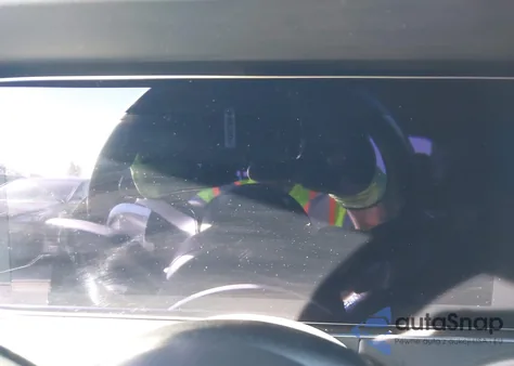 2022 Mercedes-Benz E 350 z USA, uszkodzony, nr VIN W1KZF8DB5NB049597